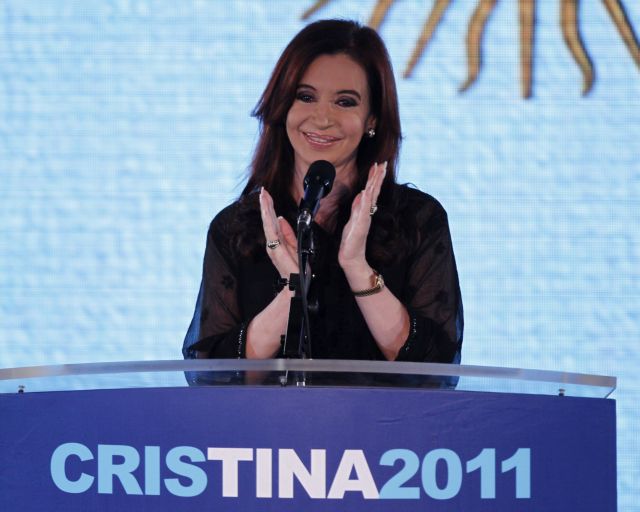 «Περίπατος» η επανεκλογή της Κριστίνα Φερνάντες στις εκλογές της Αργεντινής