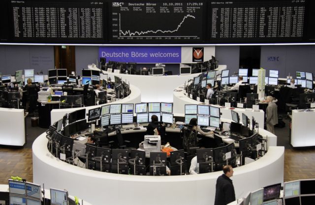 Ισχυρή άνοδος στα ευρωπαϊκά χρηματιστήρια και τη Γουόλ Στριτ τη Δευτέρα