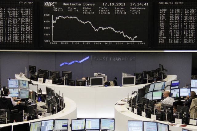 Υποχώρηση στη Γουόλ Στριτ και τα ευρωπαϊκά χρηματιστήρια τη Δευτέρα
