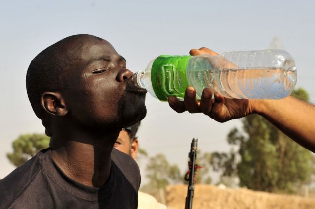 Απελπιστική κατάσταση στην πολιορκημένη Σύρτη, μαζική φυγή των κατοίκων
