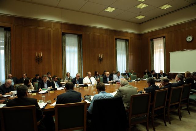 Δεν υφίσταται θέμα μείωσης εθνικής κυριαρχίας, τόνισε ο πρωθυπουργός