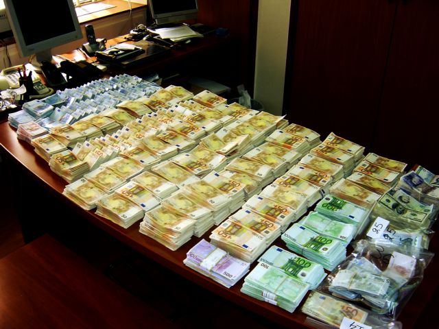 Προφυλακιστέοι δύο κατηγορούμενοι για την ληστεία σε τράπεζα στο «Ελ.Βενιζέλος»