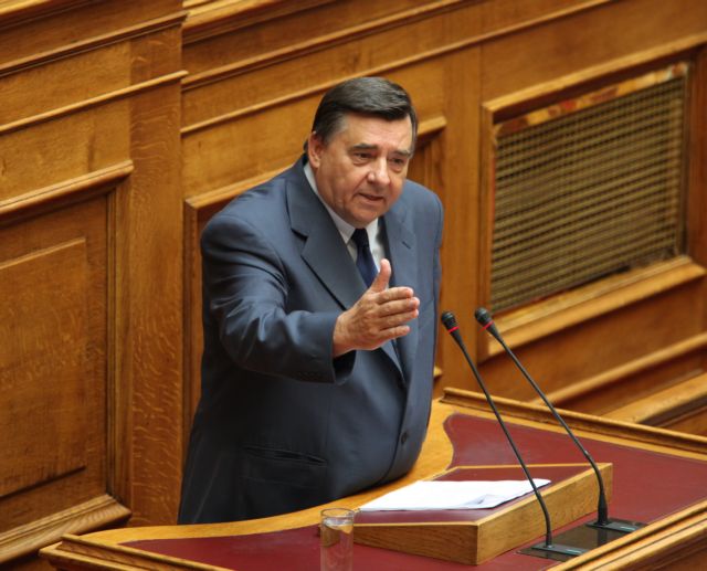 «Εθνική ταπείνωση» όσα συμβαίνουν στις Βρυξέλλες, λέει ο Γ.Καρατζαφέρης