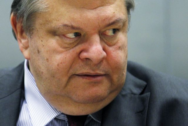 Η Ελλάδα θα είναι για πάντα μέλος της Ευρωζώνης, τονίζει ο Ευ. Βενιζέλος