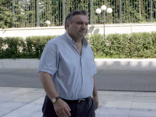 Αποδοκιμασίες και γιαούρτια κατά του Χ.Καστανίδη στη Θεσσαλονίκη