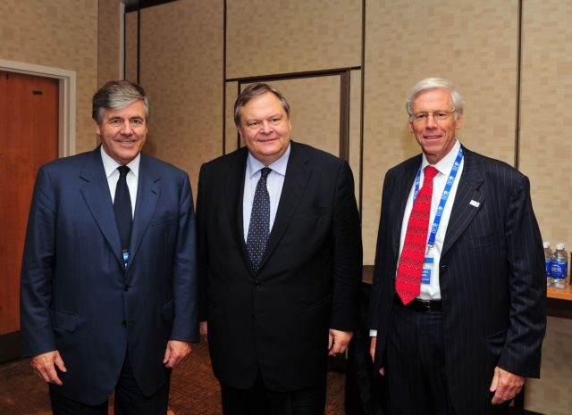 Το κόστος στήριξης της Ελλάδας έχει αυξηθεί λόγω της επιδείνωσης των συνθηκών στις αγορές, λέει το IIF