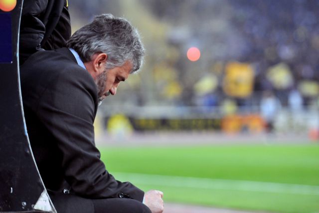 Κοντά στην έξοδο από τον Άρη ο Σάκης Τσιώλης