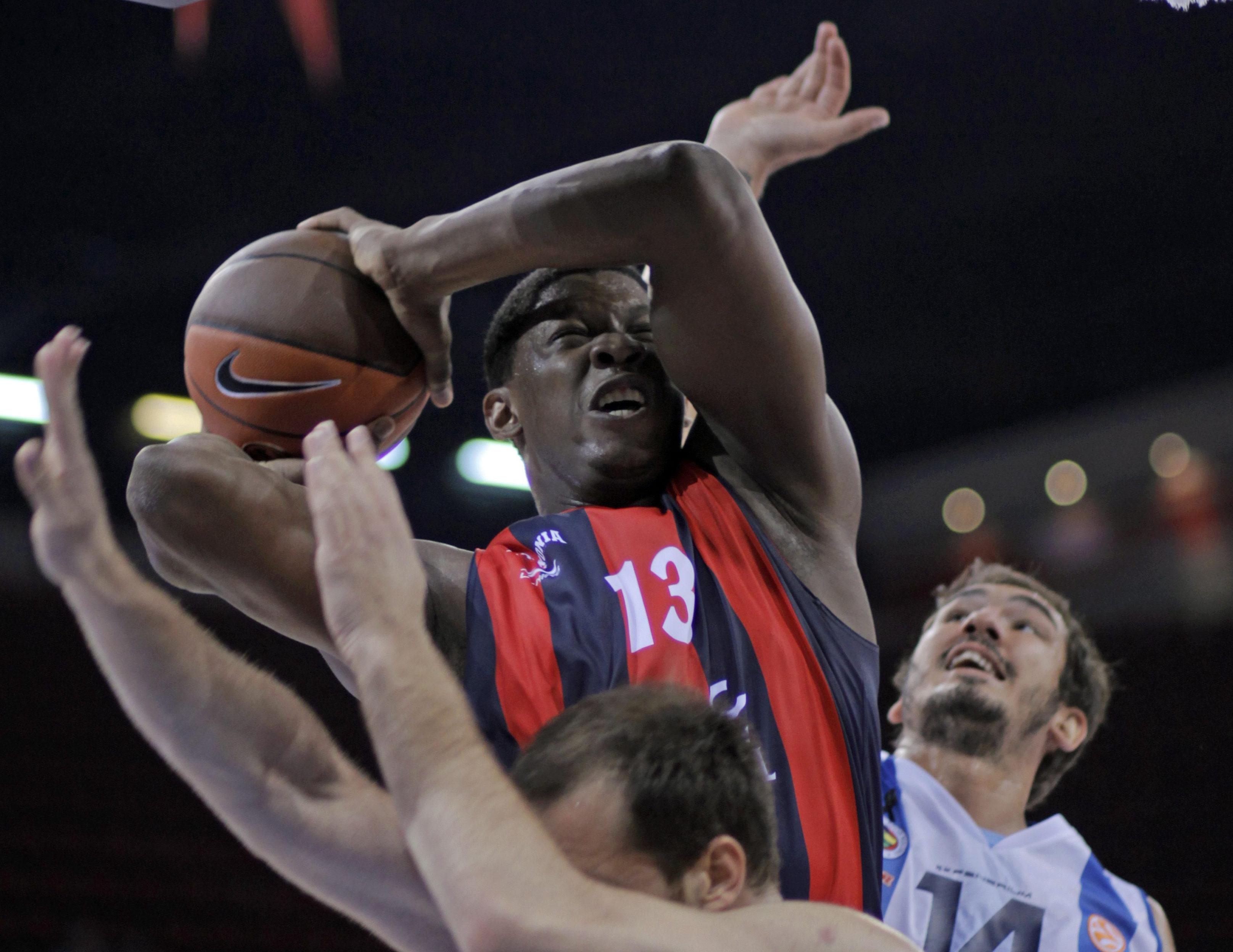 Νίκες για Κάχα Λαμποράλ και Σιένα του «φορτσάτου» Ζήση