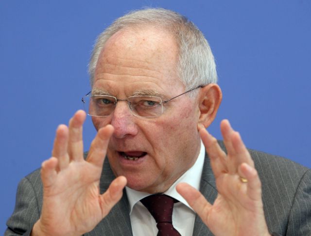 Βερολίνο και Παρίσι «βρίσκονται σε συμφωνία» για τον EFSF, λέει ο Σόιμπλε