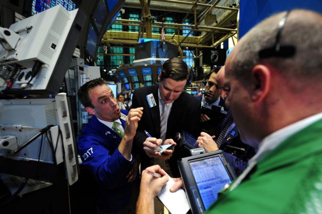 Ισχυρή άνοδος και στη Γουόλ Στριτ την Πέμπτη