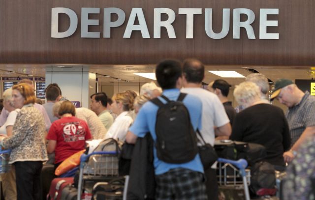 Επιβάτες κατέλαβαν αεροπλάνο όταν ματαιώθηκε πτήση από Μπέρμιγχαμ για Αθήνα