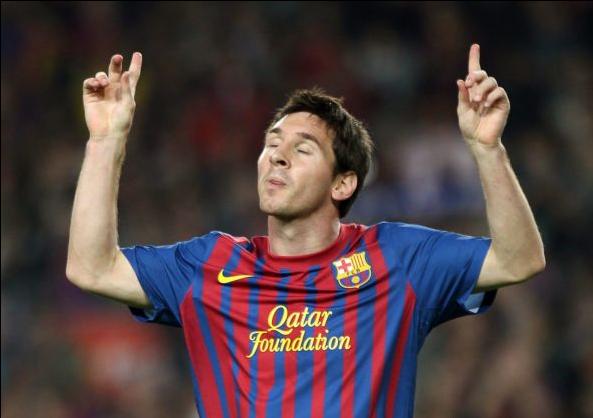 Χατ-τρικ στο πρώτο μισάωρο για τον Μέσι, κορυφή με Ιγκουαΐν για τη Ρεάλ