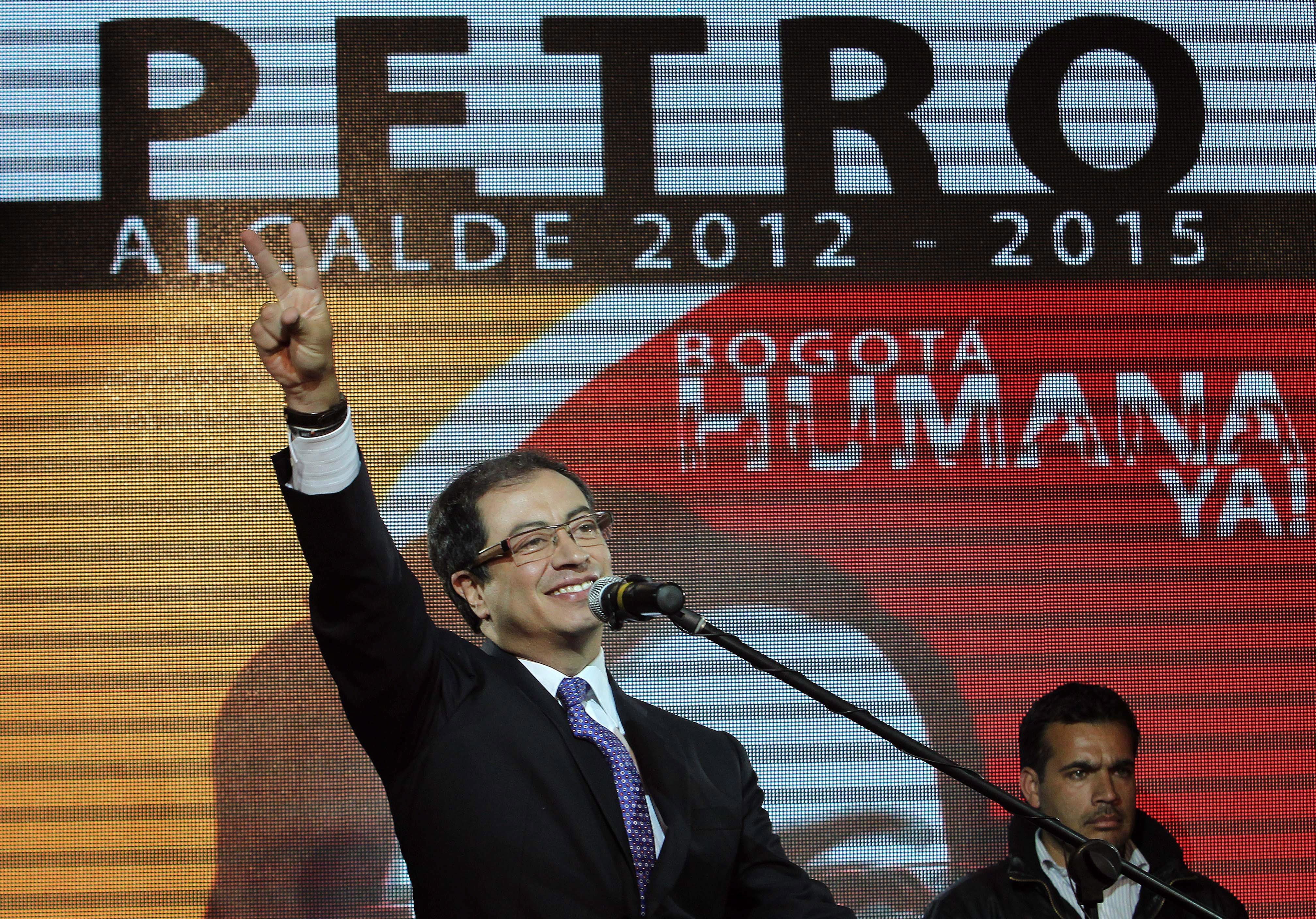 Ένας αριστερός πρώην αντάρτης εξελέγη δήμαρχος της πρωτεύουσας της Κολομβίας