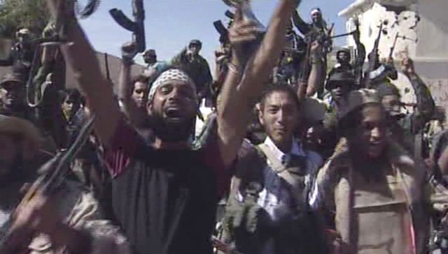 «Έπεσε» το κανταφικό προπύργιο της Σύρτης