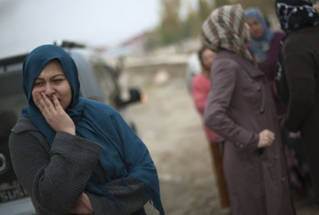 Ισχυρός μετασεισμός στην Τουρκία, στους 432 εκτινάσσονται οι νεκροί