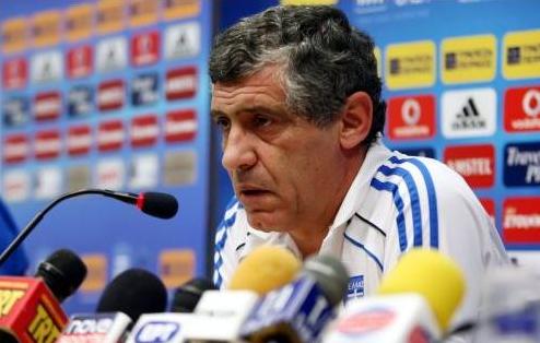 «Πάμε για νίκη, με τη σωστή τακτική», προανήγγειλε ο Σάντος