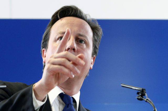 «Αντάρτικο» βουλευτών του Ντέιβιντ Κάμερον που ζητούν «έξοδο» από την ΕΕ