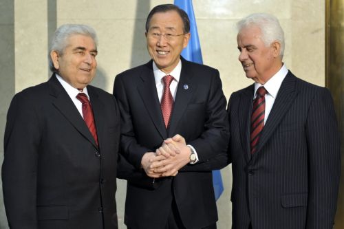 Με χαμηλές προσδοκίες άρχισε η τριμερής για το Κυπριακό στη Νέα Υόρκη