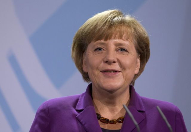 Συζήτηση για μόνιμη επιτήρηση χωρών που τελούν υπό ευρω-διάσωση ανοίγει η Μέρκελ