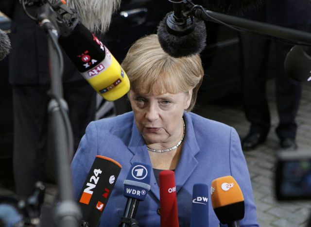 Αναγκαίο το «κούρεμα» 50% – 60% του ελληνικού χρέους, σύμφωνα με την Αγκελα Μέρκελ