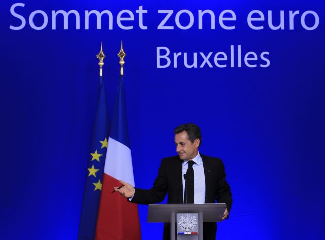 Τον… «δίσκο επαιτείας» του Σαρκοζί στην Κίνα επικρίνουν οι Γάλλοι Σοσιαλιστές