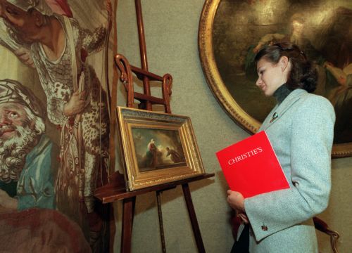 Έκτακτο φόρο στα πολύ υψηλά εισοδήματα θα επιβάλλει η γαλλική κυβέρνηση