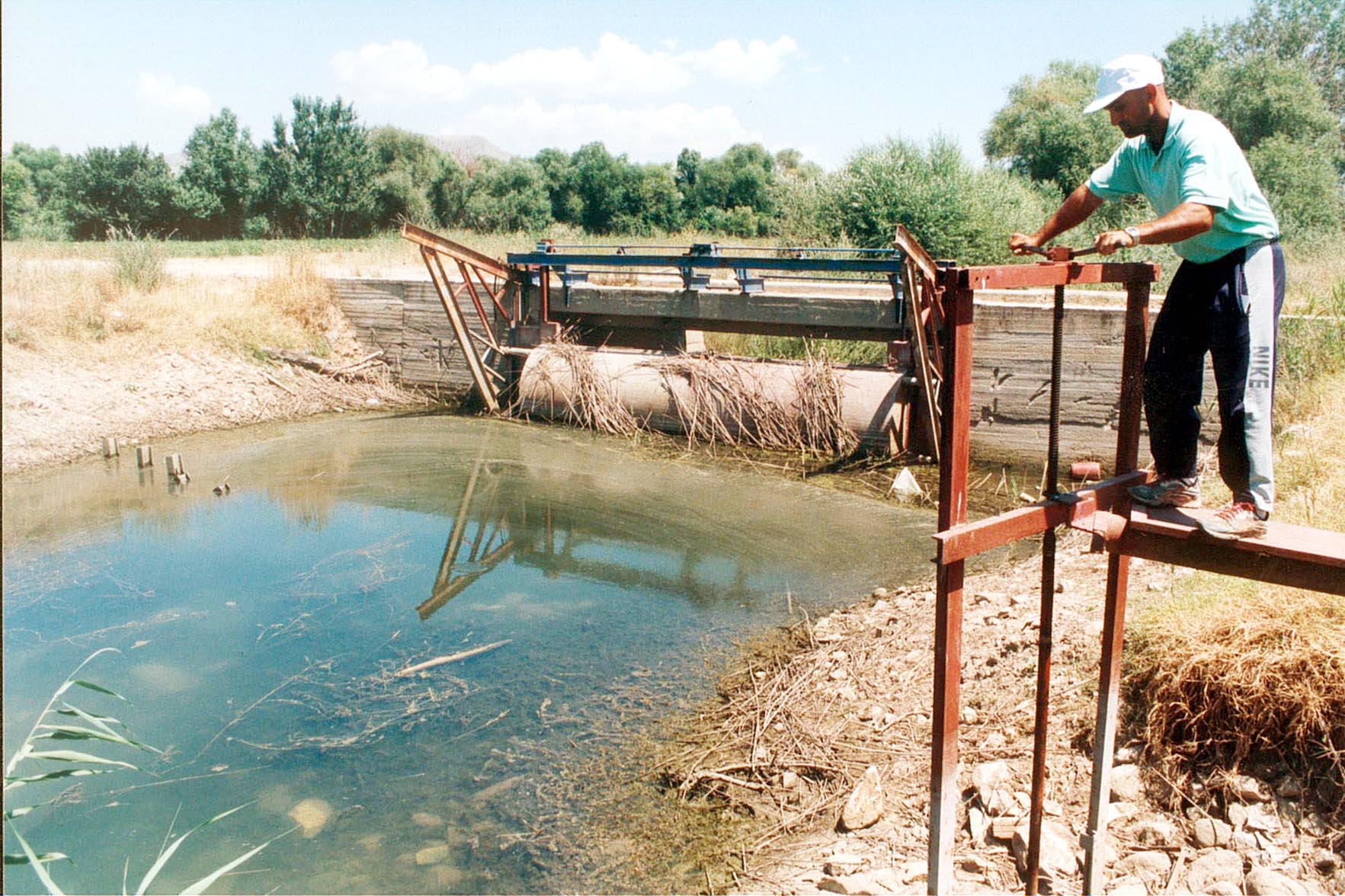 ΥΠΕΚΑ : Διαβούλευση για τη διαχείριση των υδάτινων πόρων