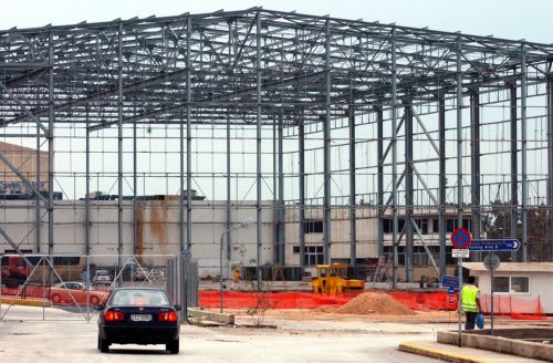 Άγονος ο διαγωνισμός για το αεροδρόμιο στο Καστέλλι