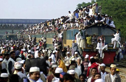 Τα 7 δισεκατομμύρια πλησιάζει τον Οκτώβριο ο παγκόσμιος πληθυσμός