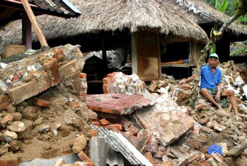 Δεκάδες τραυματίες από ισχυρό σεισμό στο Μπαλί