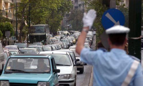 Ανοικτές από το μεσημέρι οι Β.Σοφίας και Αμαλίας μετά από αγώνα δρόμου