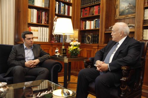 Στον Πρόεδρο της Δημοκρατίας τη Δευτέρα ο Αλέξης Τσίπρας