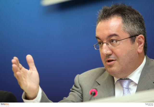 Καταστροφική η εσωστρέφεια την ώρα της μάχης, λέει ο Ηλίας Μόσιαλος