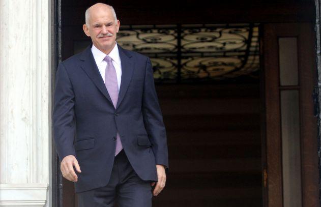 Πολιτικές εξελίξεις και δημόσιο χρέος στο επίκεντρο των επαφών Παπανδρέου με υπουργούς