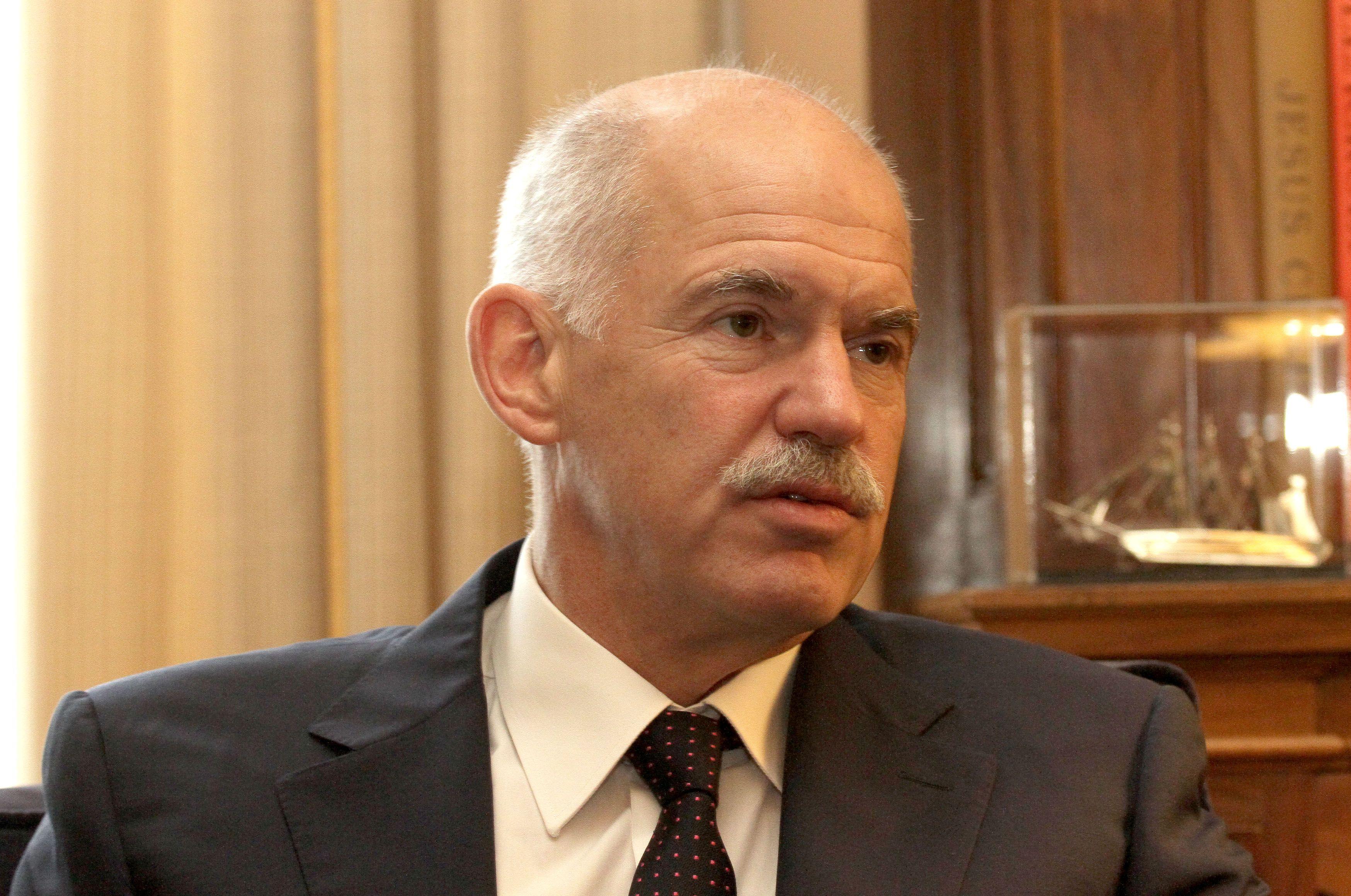 «Ο κ. Σαμαράς θέλει να μείνει έξω από το χορό» λέει ο πρωθυπουργός