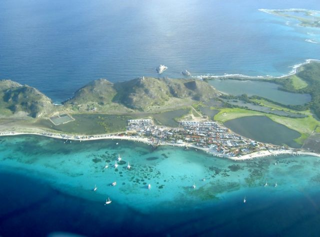 Διακοπές «πέντε αστέρων» για την εργατική τάξη της Βενεζουέλας σχεδιάζει ο Τσάβες