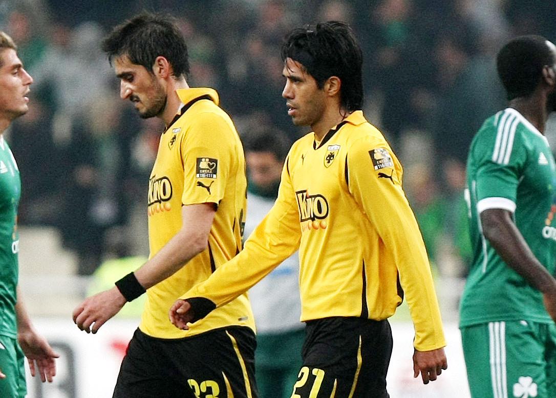 Ένα μήνα έξω ο «Λύμπε», πρόβλημα και με Βάργκας και Κάρλος