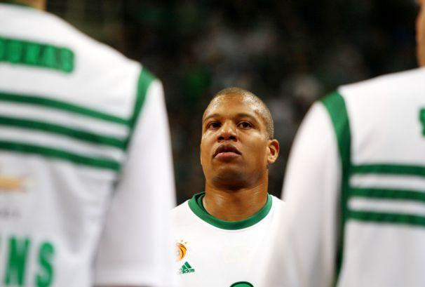 Ο Μάικ Μπατίστ, ο Μιχάλης και ο Μάικι πριν από το ντέρμπι των «αιωνίων»