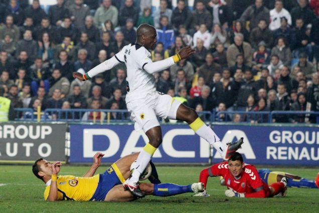 Η ΑΕΚ πέρασε από το Αγρίνιο με 2-0 με σκόρερ και πρωταγωνιστή τον Μπέλεκ