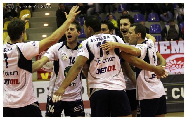 Εκπλήξεις και πολύ… τάι μπρέικ στην πρεμιέρα του League Cup 2011