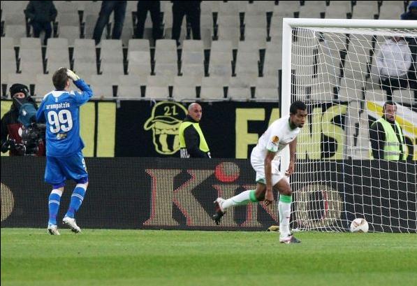 Ο Κωστένογλου στηρίζει τον Αραμπατζή, που αναγνωρίζει το λάθος του