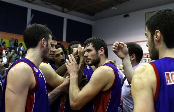 Και με τη βούλα «κυανέρυθρος» ο Μπάρλος