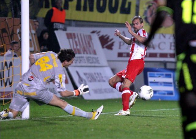 Κάκωση λεκάνης υπέστη ο Γιακούποβιτς, έως δέκα ημέρες εκτός