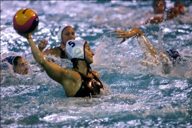 Η Στουρμ υποκλίθηκε στη Βουλιαγμένη, «έπνιξε» τις Λονδρέζες ο Ολυμπιακός