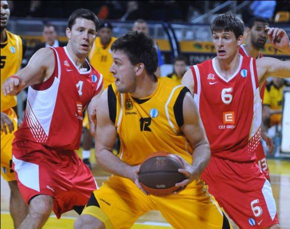 Ο Άρης δεν μπόρεσε να σταθεί απέναντι στη Νίμπουρκ