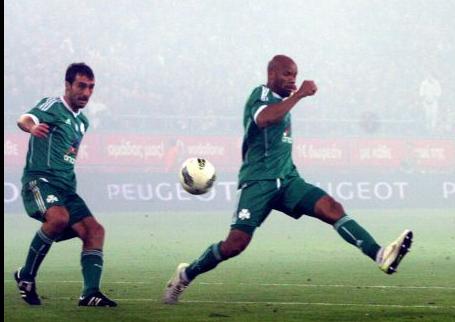 Ενώ ο πρίγκιπας καθυστερεί, οι μετοχικές ισορροπίες στην ΠΑΕ ΠΑΟ αλλάζουν