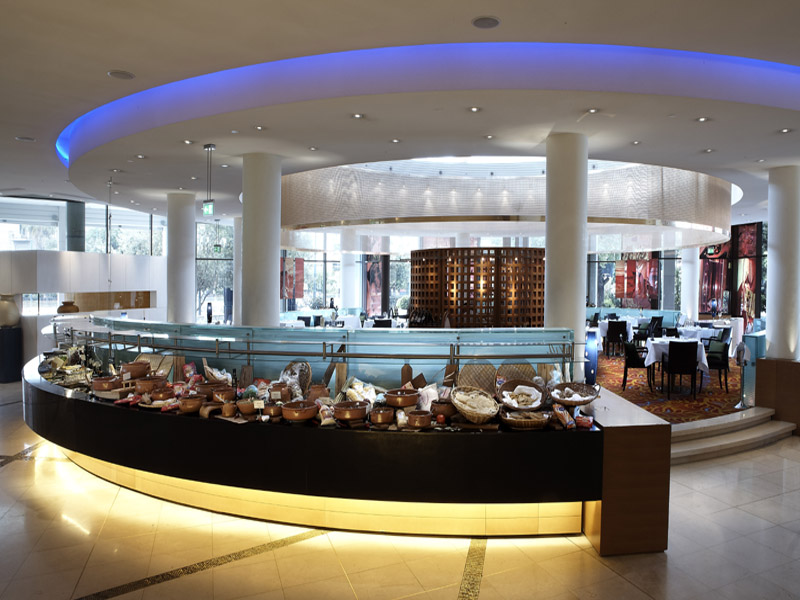 24 Νοεμβρίου 2011: Thanksgiving Day μπουφές στο «Βυζαντινό» του Hilton