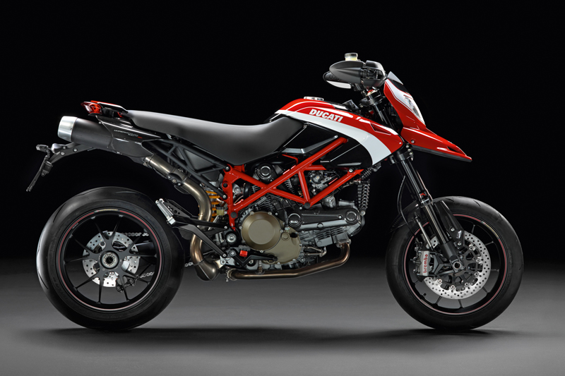 Νέα Ducati Hypermotard 1100EVO SP Corse και αναβαθμισμένη Multistrada ενόψει του 2012