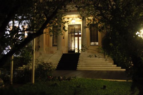 Στα σκαριά η κυβέρνηση υπό τον Λ.Παπαδήμο, την Παρασκευή η ορκωμοσία