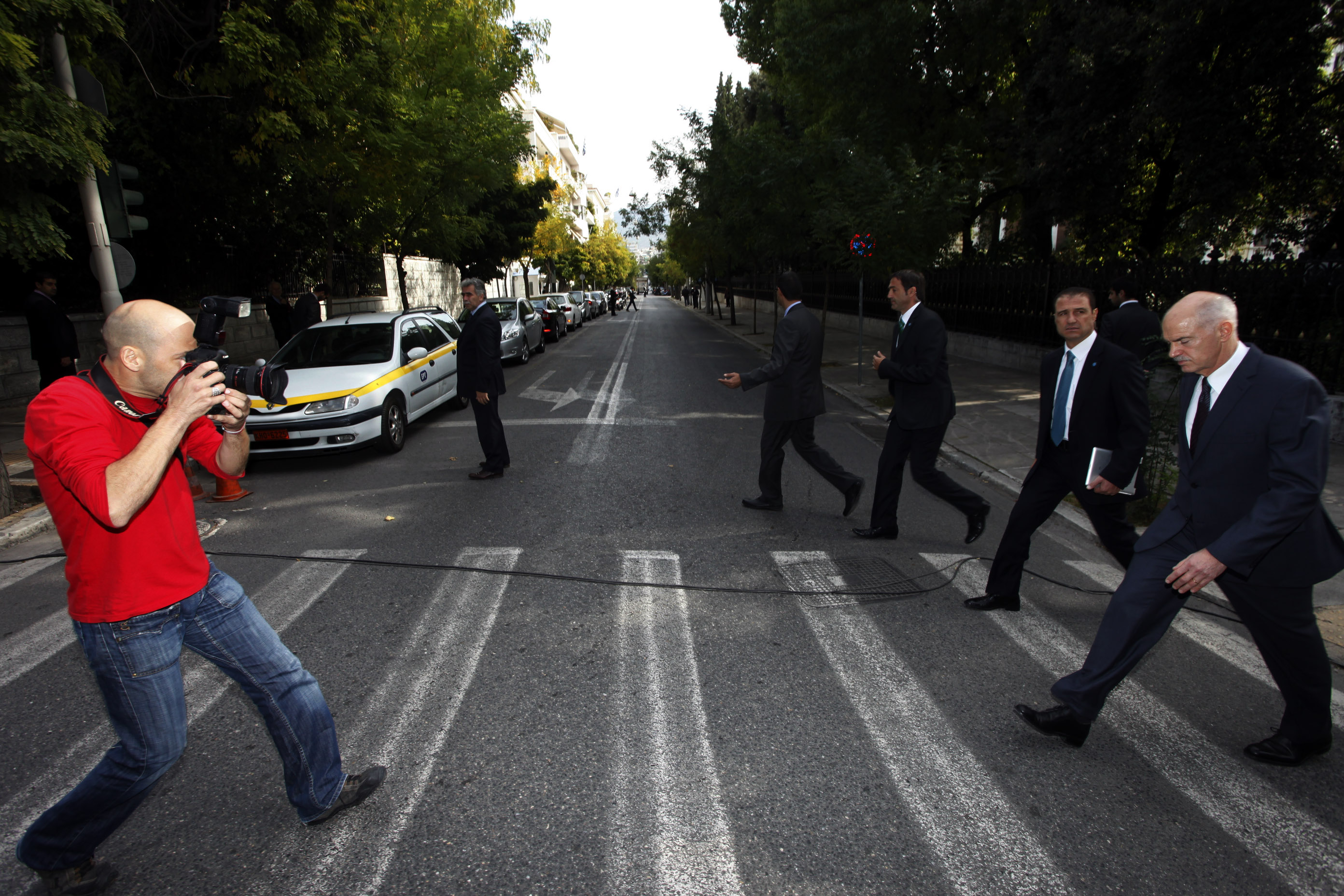 «Ώρα μηδέν» για την κυβέρνηση, σε εξέλιξη το πλέον κρίσιμο Υπουργικό Συμβούλιο